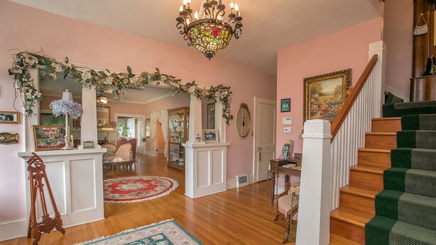 Staircase - Magnolia Inn Bed & Breakfast (Mount Dora)