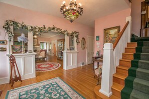 Staircase - Magnolia Inn Bed & Breakfast (Mount Dora)