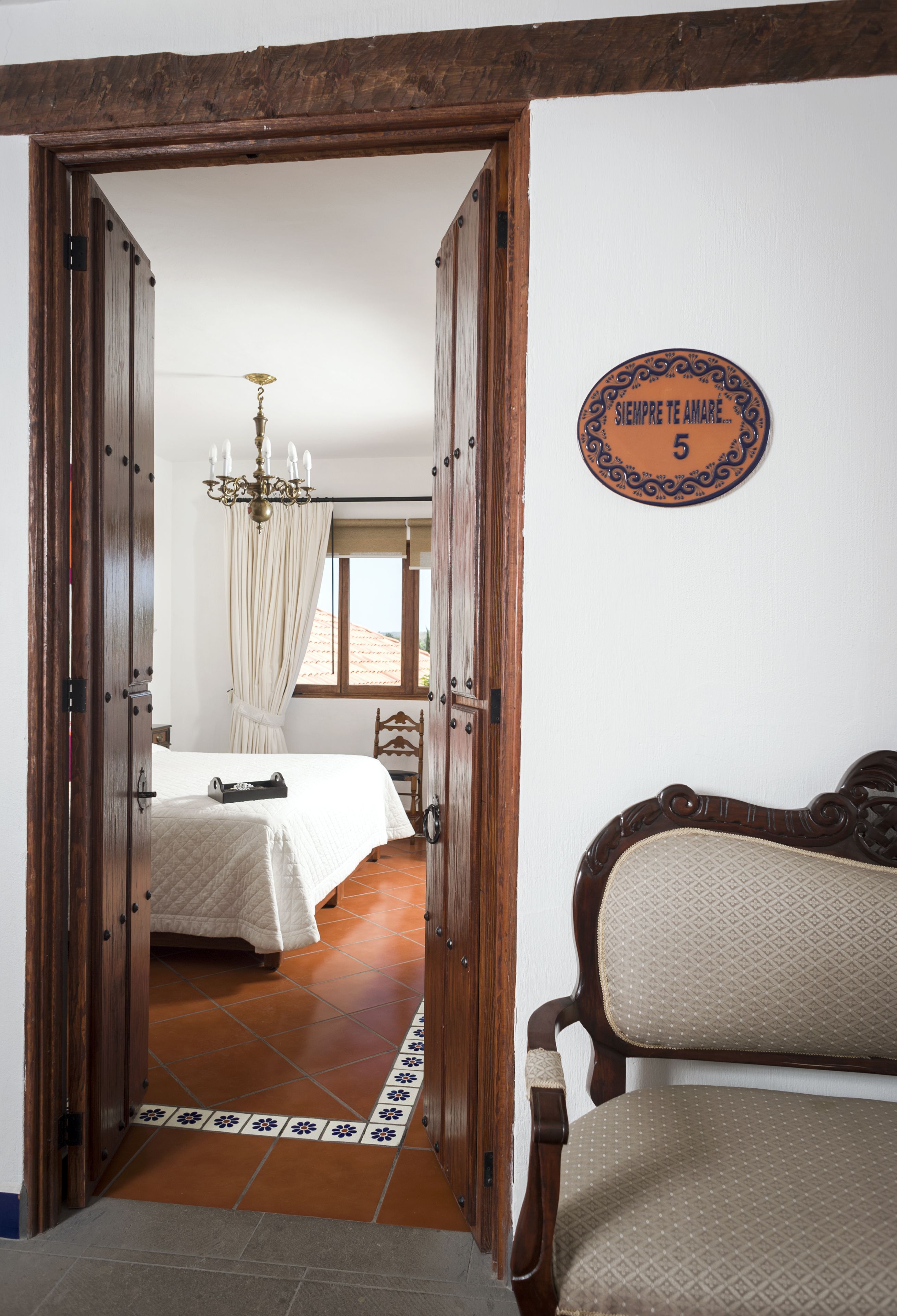 standard room | living area