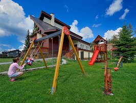 Children's play area - outdoor