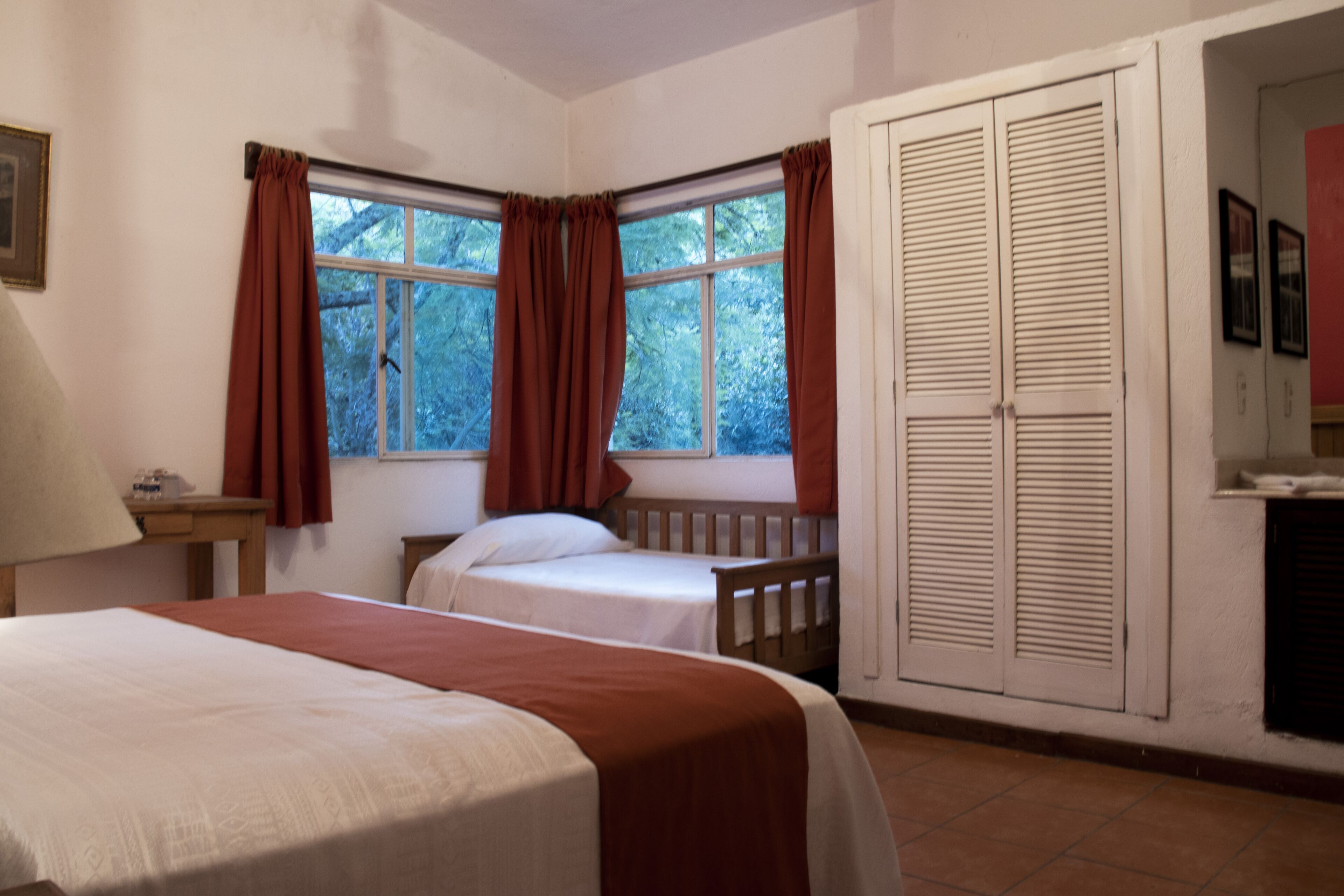 Standard Room | Free WiFi, bed sheets