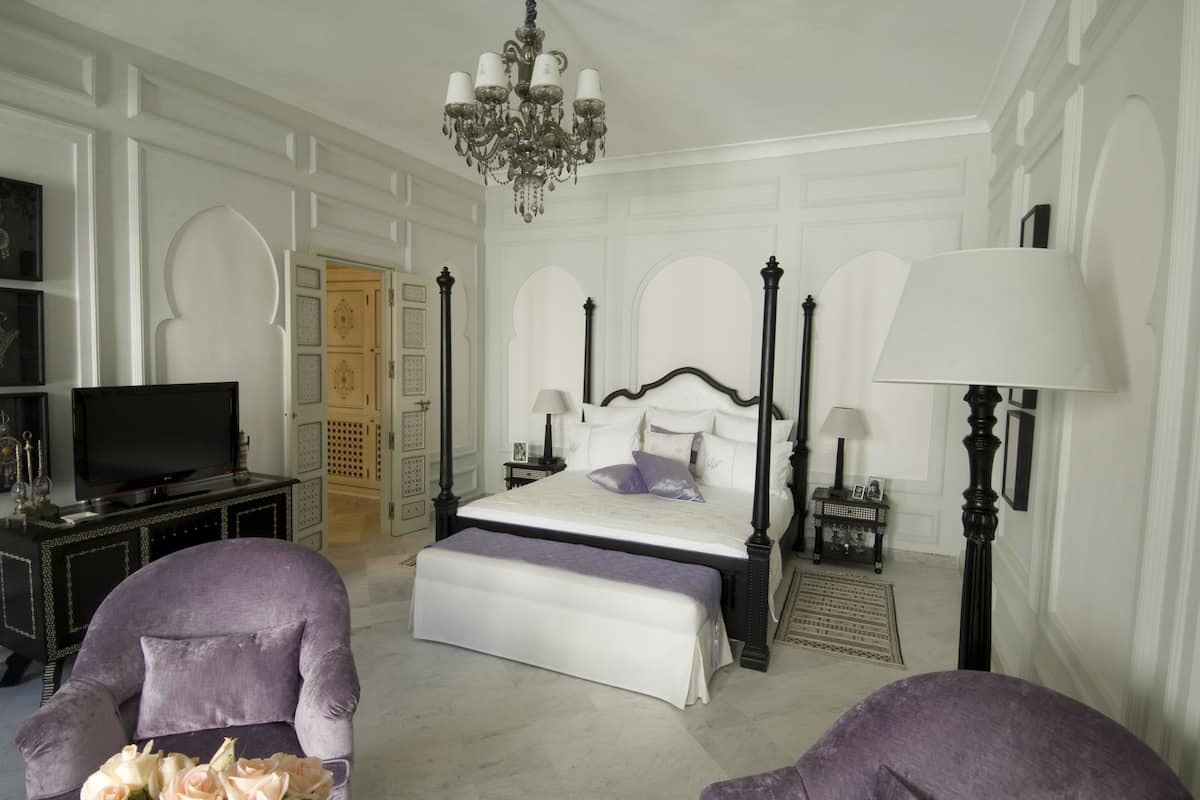 Luxury Suite (Aliya) | 1 bilik tidur, bar mini, peti besi dalam bilik