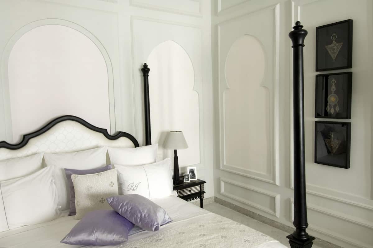 Luxury Suite (Aliya) | 1 bedroom, minibar, in-room safe, individually decorated