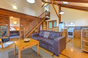 Wonder Chalet | Living area