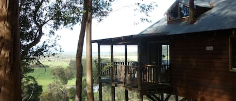 Chalet | Pemandangan dari bilik
