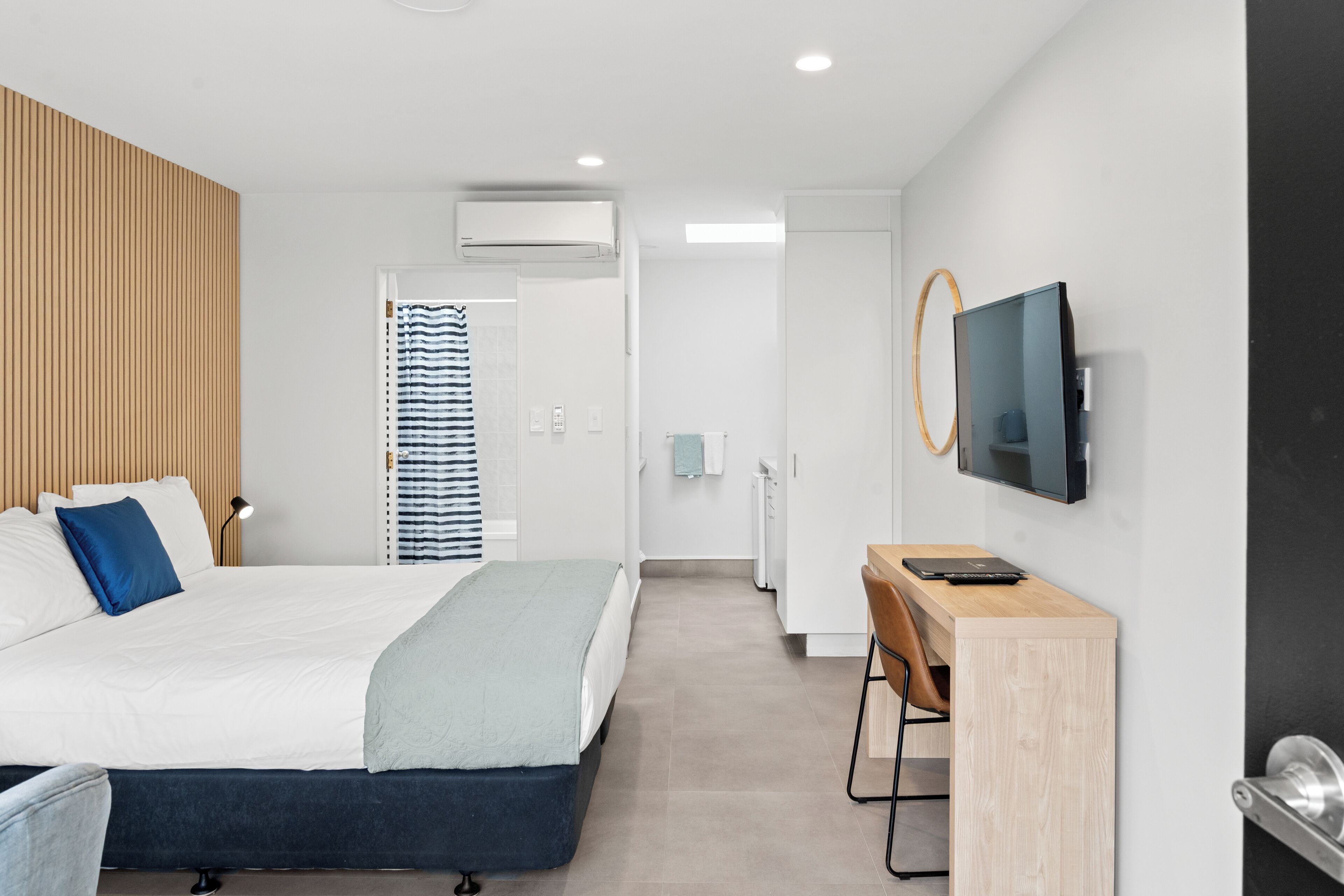 Corporate Studio | Blackout drapes, iron/ironing board, free WiFi, bed sheets