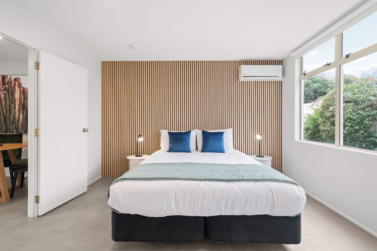 Standard-Suite, 1 Schlafzimmer | Verdunkelungsvorhänge, Bügeleisen/Bügelbrett, kostenloses WLAN