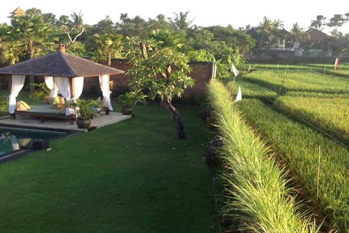 Six Bedroom Private Villa with Pool | Egyptian cotton sheets, minibar, in-room safe, desk