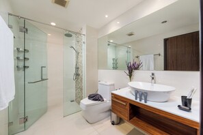 Deluxe Apartment | In-room safe, laptop workspace, blackout curtains, iron/ironing board - The Title Condo by TropicLook (Rawai)