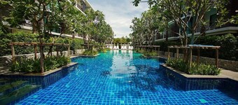 The Title Condo by TropicLook