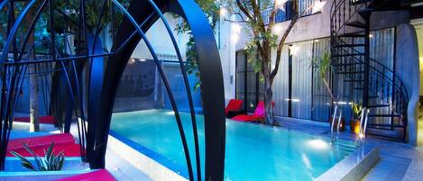 Alberca al aire libre