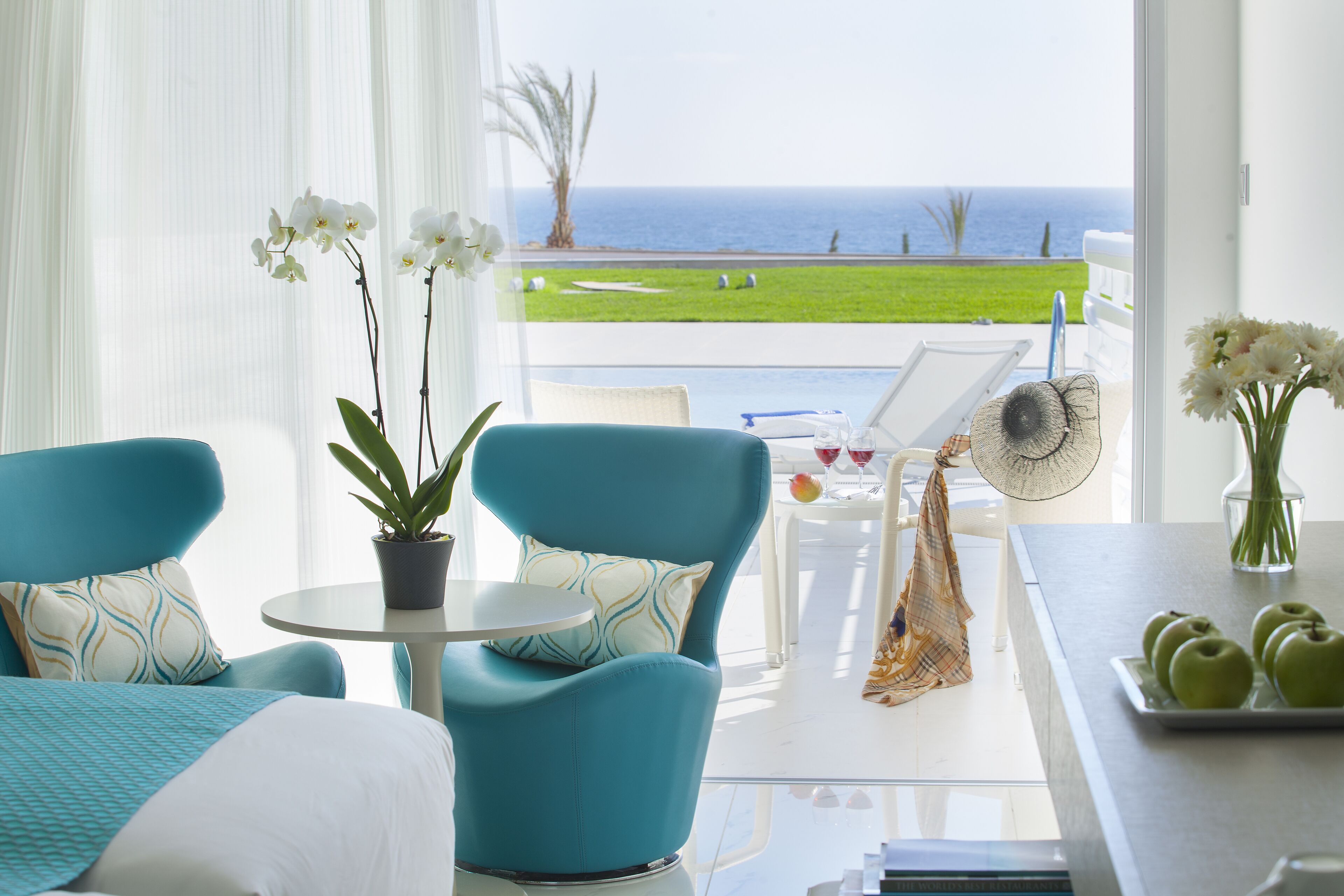 Photo - King Evelthon Beach Hotel & Resort