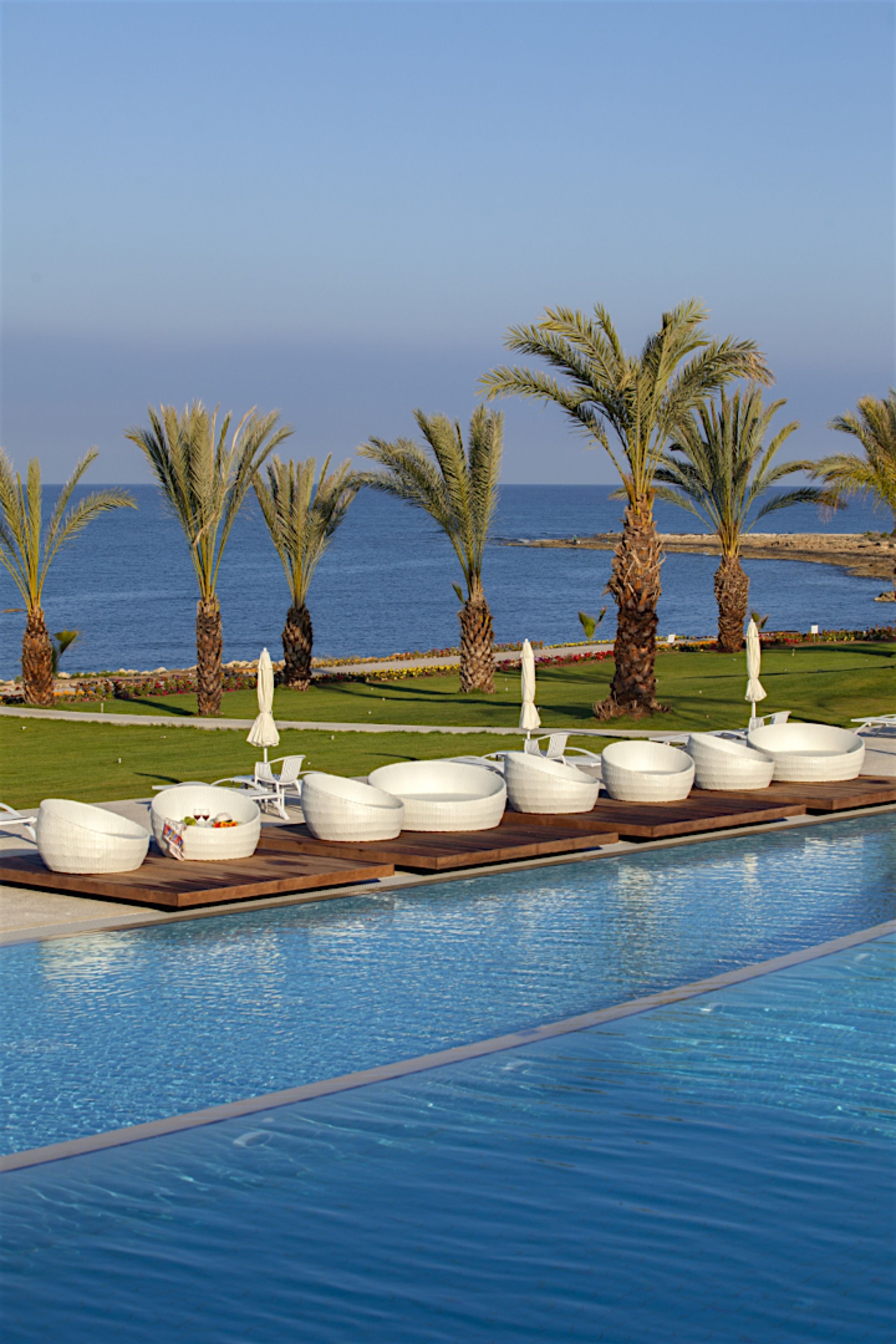 Photo - King Evelthon Beach Hotel & Resort