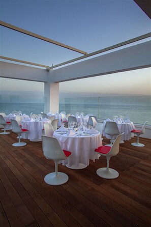 5 restaurants; breakfast, lunch, and dinner served - King Evelthon Beach Hotel & Resort (Chlorakas)