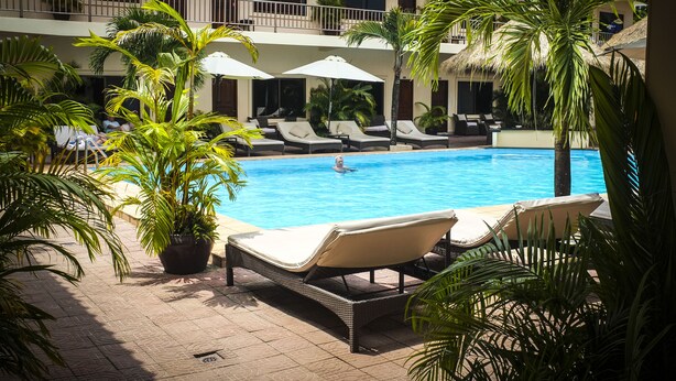 Outdoor pool - Beach Club Resort (Sihanoukville)