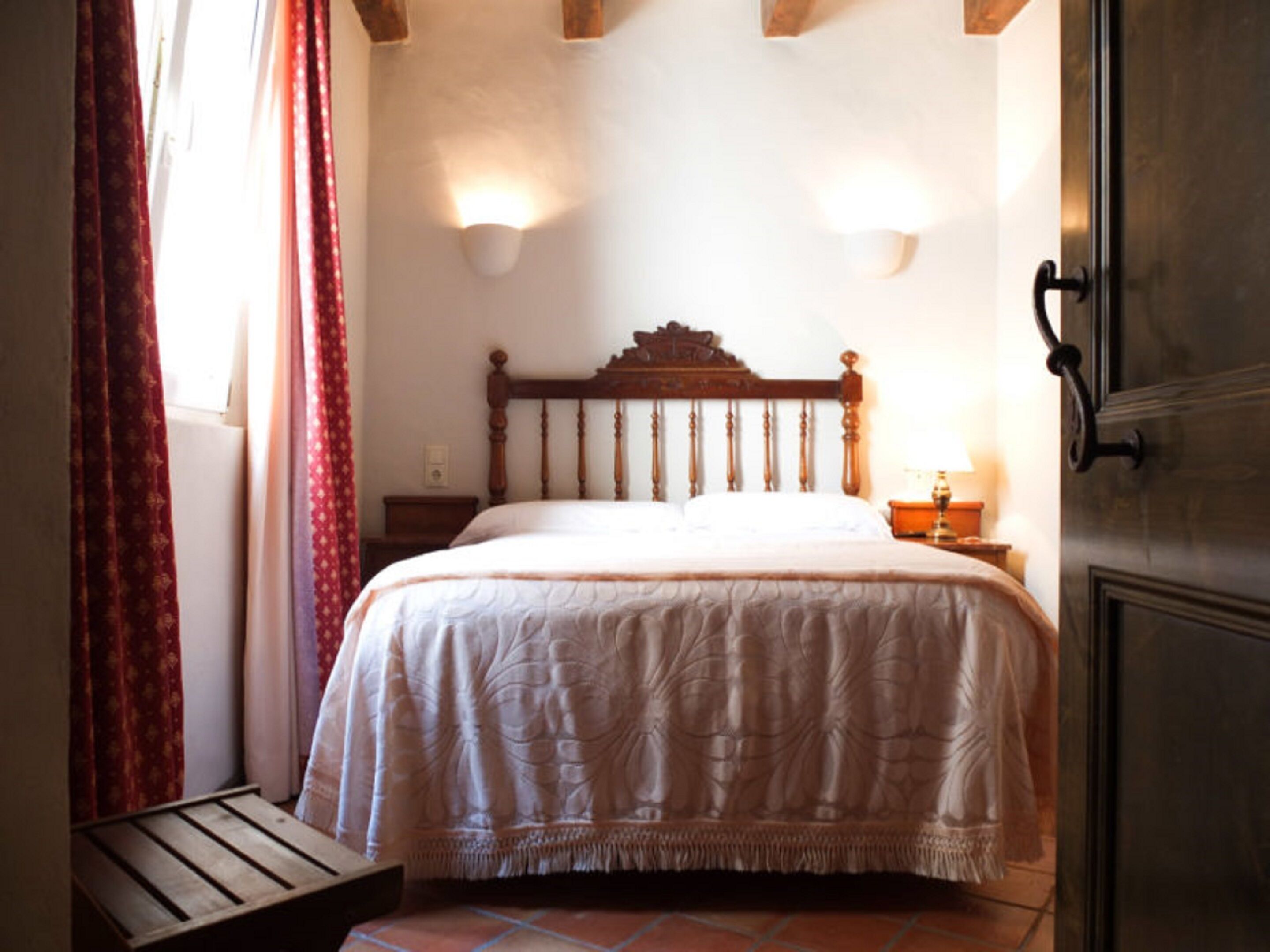 double room | free cots/infant beds, rollaway beds, free wifi