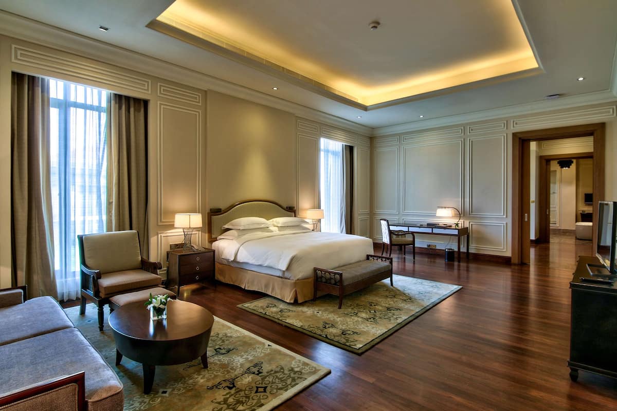 suite, 2 bedrooms | premium bedding, minibar, in-room safe, individually decorated