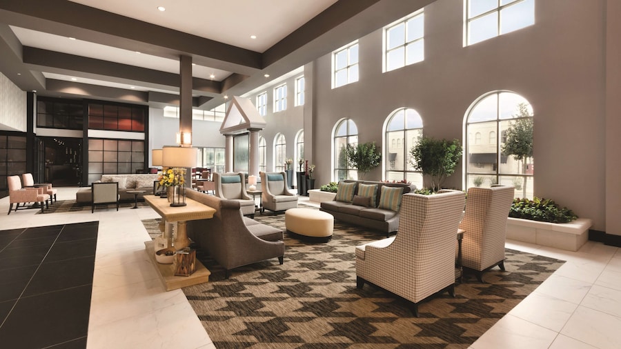 Embassy Suites by Hilton Tuscaloosa Alabama Downtown