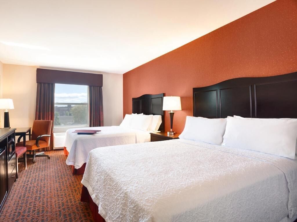 خزنة داخل الغرفة وأسرّة أطفال/رضّع (مجانًا) وواي فاي مجانًا