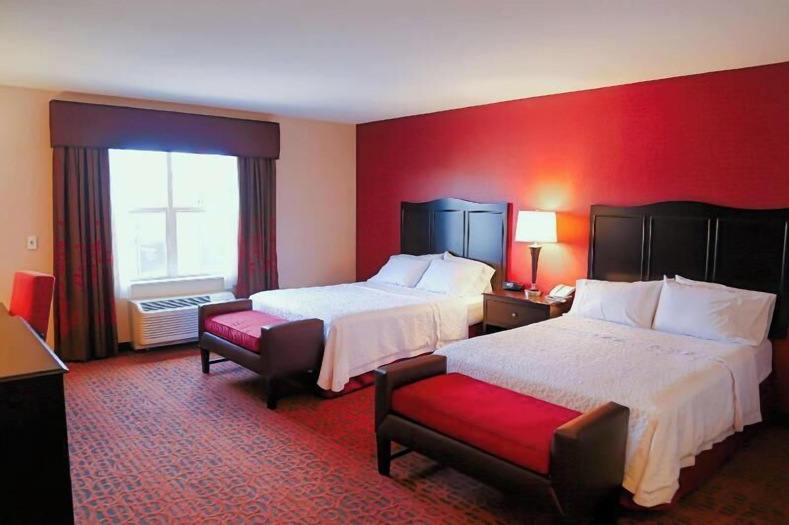 خزنة داخل الغرفة وأسرّة أطفال/رضّع (مجانًا) وواي فاي مجانًا