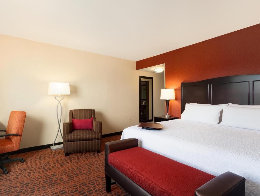 خزنة داخل الغرفة وأسرّة أطفال/رضّع (مجانًا) وواي فاي مجانًا