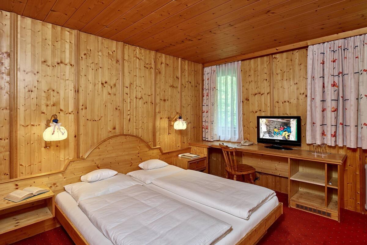 Standard Double Room | In-room safe, free WiFi