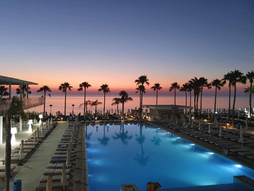 Constantinos The Great Beach Hotel