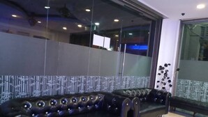 Lobby sitting area - New Town Hotel USJ Sentral (Subang Jaya)