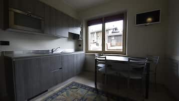Apartment, 1 Bedroom | Private kitchen | Full-sized fridge, microwave, stovetop, dishwasher