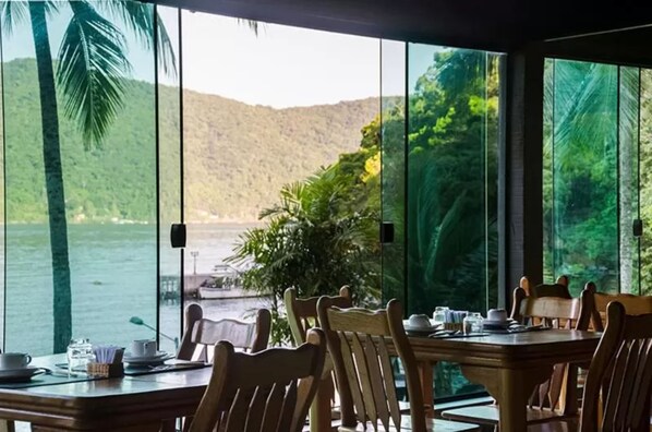 Desayuno buffet incluido todos los días