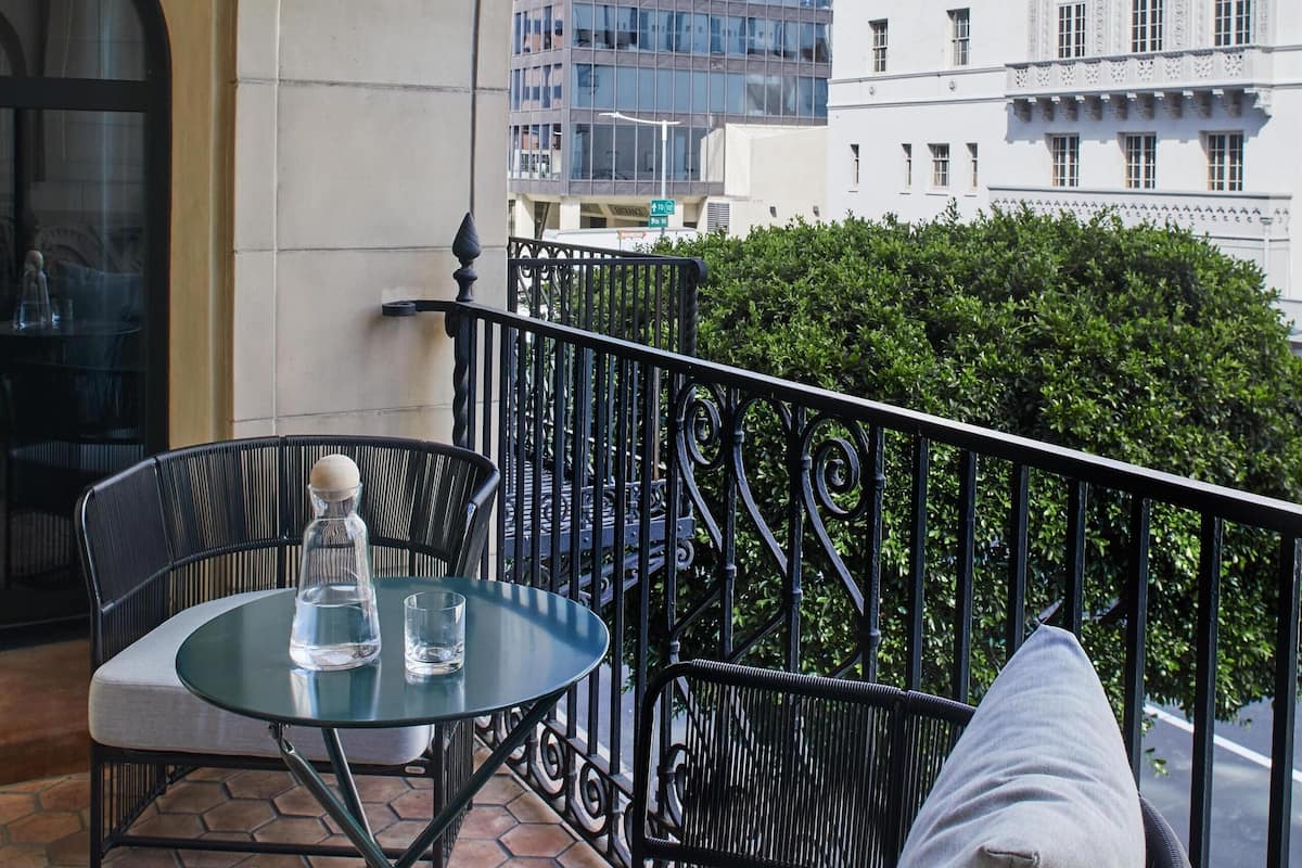 Suite (Figueroa)