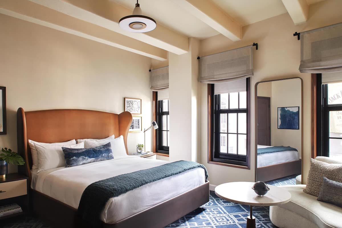Egyptian cotton sheets, in-room safe, laptop workspace
