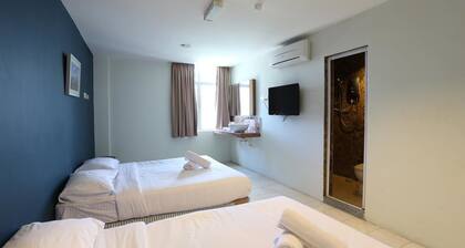 New Town Hotel Klang