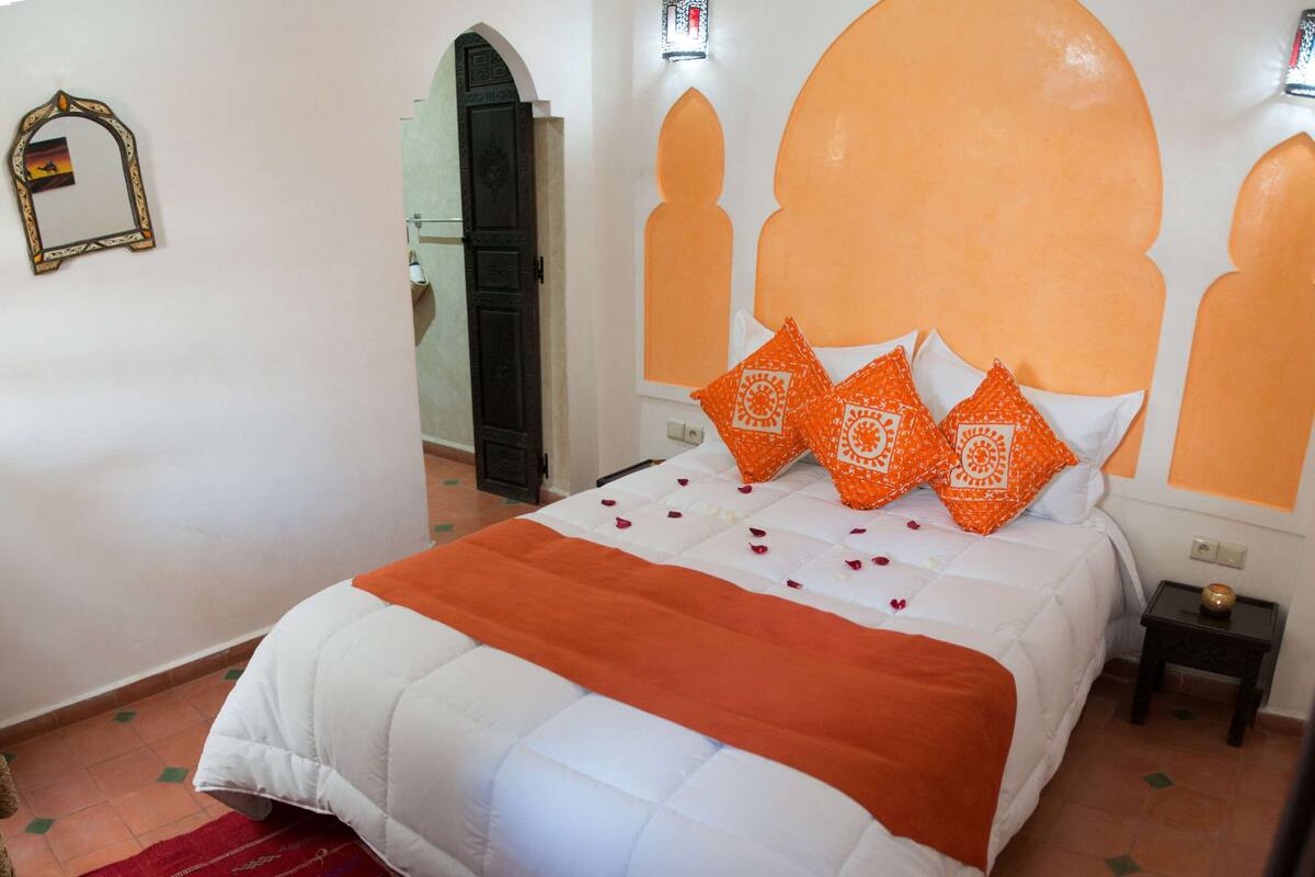 Standard Double Room, Private Bathroom (Nejma)