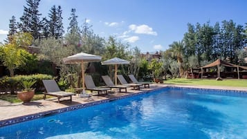 Alberca al aire libre