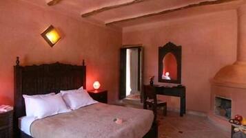 Caja de seguridad en la habitación, cortinas blackout y wifi gratis