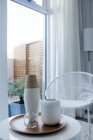 48-inch LED TV with satellite channels, TV, Netflix