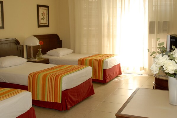 Room - Hotel Rio Lancaster (Rio de Janeiro)