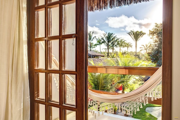 Literie hypoallergénique, coffres-forts dans les chambres