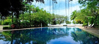 Parkcity Everly Hotel