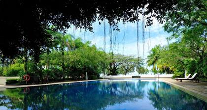 Parkcity Everly Hotel