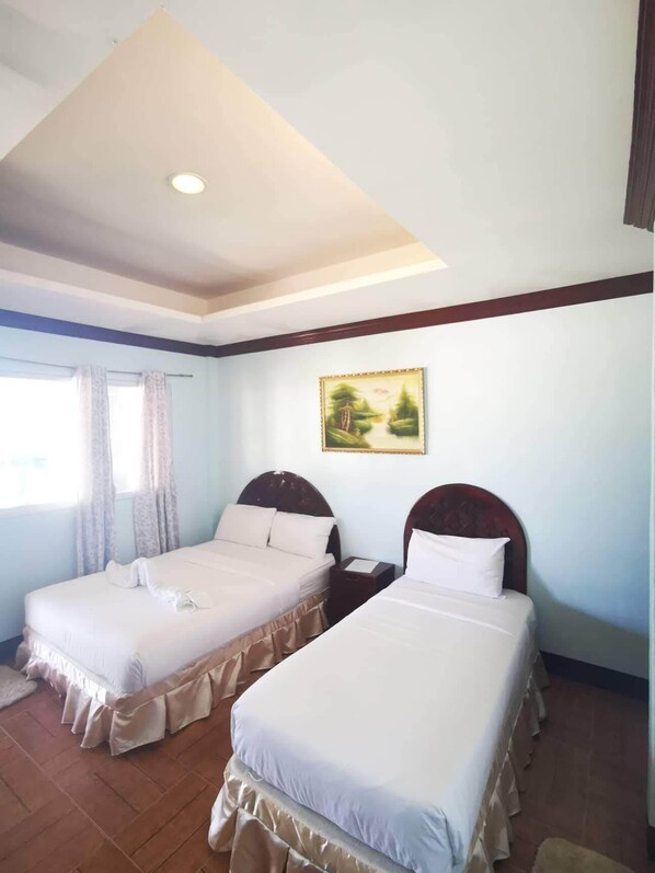 Quarto, vista para a baía | Camas extras/dobráveis (sobretaxa), roupa de cama