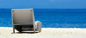 Sundeck - Mangodlong Rock Resort (San Francisco)