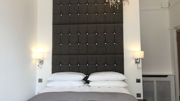 Deluxe kamer, 1 kingsize bed | Lakens van Egyptisch katoen, luxe beddengoed, individueel gedecoreerd