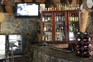 Cocktail bar