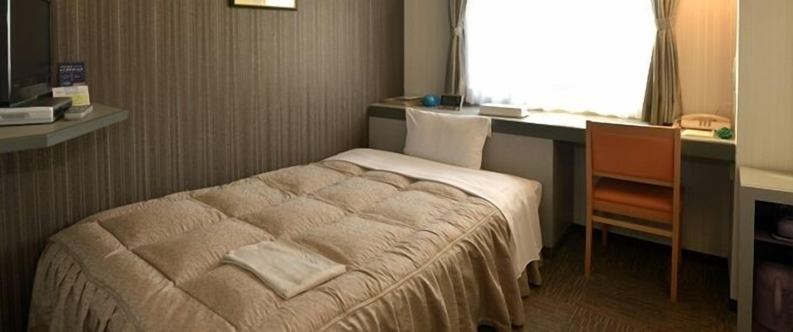 desk, blackout curtains, iron/ironing board, free wifi