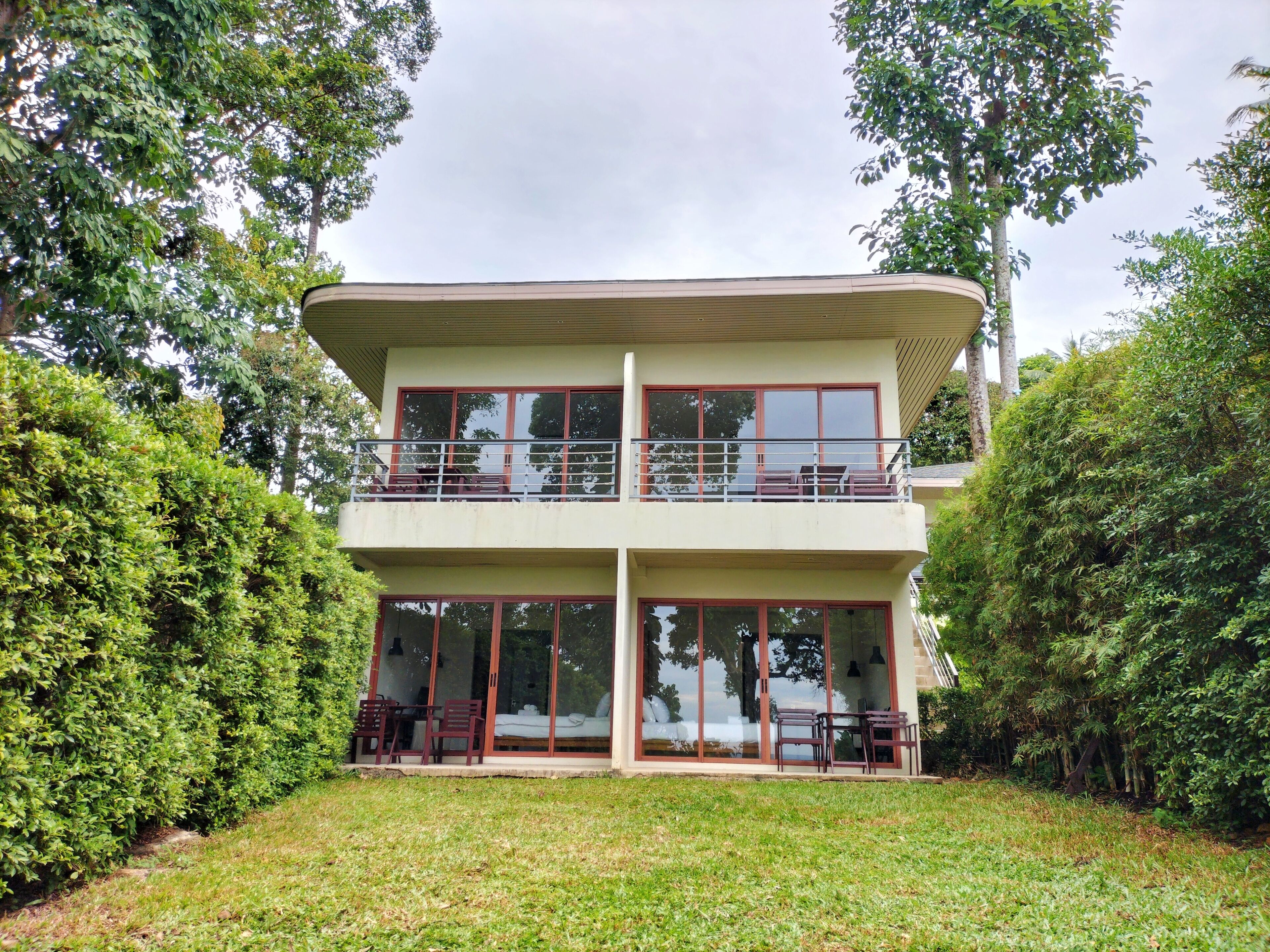 deluxe | terrace/patio