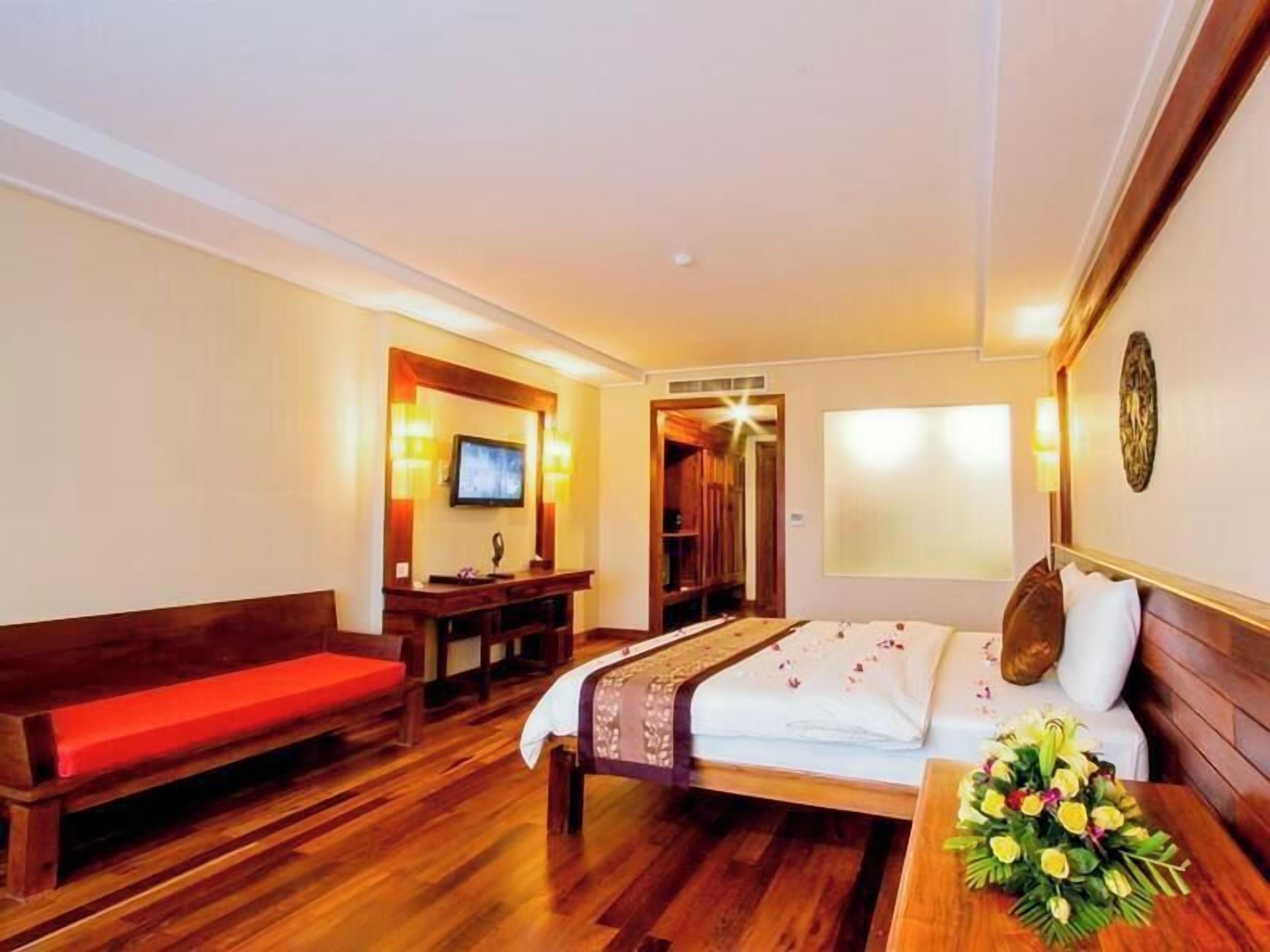 Premium bedding, minibar, in-room safe, individually decorated