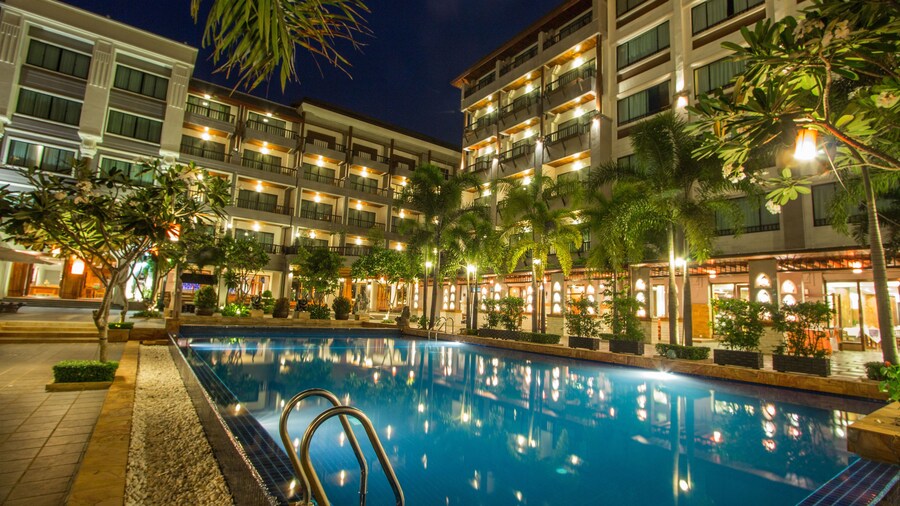 Royal Empire Premium