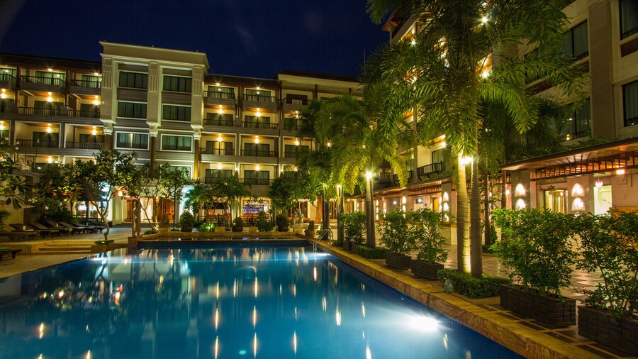 Royal Empire Premium